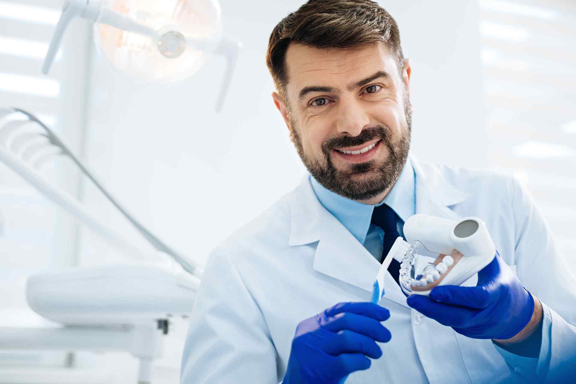 https://fortroaddental.com/wp-content/uploads/2020/01/portfolio_06.jpg